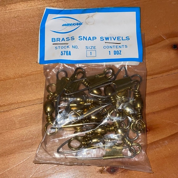 VINTAGE HURRICANE FISHING BRASS SNAP SWIVELS Size 1 Unused - Picture 1 of 2